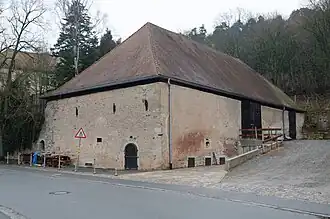 Stadel mit Walmdach
