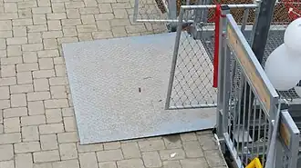 Schleppplatte am Übergang