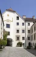 Teilansicht des Schlosshofes, Blickrichtung Norden