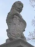 Wappen der Teufel von Pirkensee am Eingangsportal von Schloss Teublitz