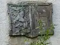 Schloss Weidenholz mit Wappentier des Georg Achaz von Losenstein