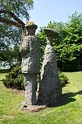 Schloss mit Grafenpaar im Schlosspark Stammheim
