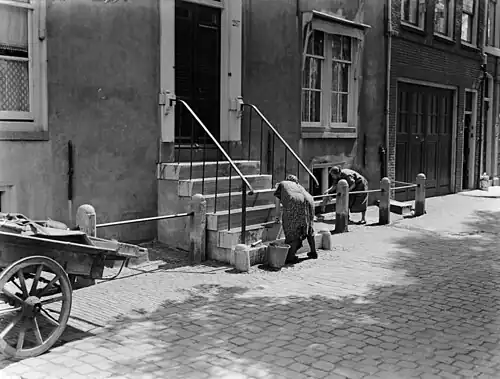 Putzen in der Amsterdamer Lijnbaansgracht 287 (1933)