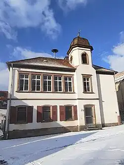 Altes Schulhaus im Winter