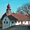 Schulstubn und Glockenhäusl in Kasten