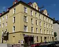 Schulstraße 13/15