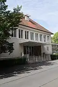 … und Haupteingang