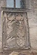 Stein mit verschiedenen Allianzwappen der Pömer an der Sebalduskirche