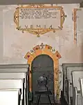 Die Inschrift von 1611 am unteren Turmaufgang belegt die Jahreszahl zum 500. Jubiläum nach dem Wiederaufbau