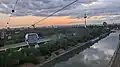 Seilbahn mit Fernmeldeturm