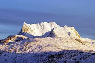 Der Sermitsiaq von Nuuk aus gesehen