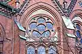 Detail der Fenster des Querschiffs von außen