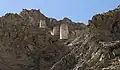 Die Turmruinen der Festung Weißer Kristall (Shelkar Dzong)