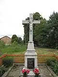 Kreuz das 2002 gegenüber dem neuen Friedhof aufgestellt wurde