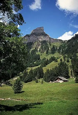 Sigriswiler Rothorn aus dem Justistal gesehen