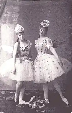Kostüme in Dornröschen (1890)