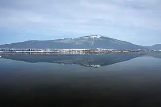 Slivnica über dem See von Cerknica