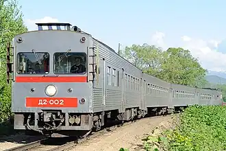 Vierteiliger Д2 bei Ausfahrt aus Sokol in Richtung Bykow (2011)