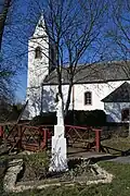 Nepomuki-Szent-János-Statue vor der römisch-katholischen Kirche Szent István király
