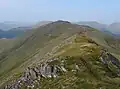 Der Gipfelgrat des Mullach na Dheiragain, Blick nach Norden vom Càrn na Con Dhu.