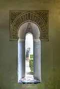 Fensteröffnung mit Alfiz-Rahmen