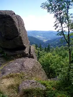 Sphinx südlich von Kupferberg (Měděnec)