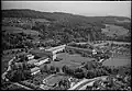 1950, Blick nach Osten. Vorne die Forchstrasse.