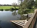Spree mit Abzweigung des 2012 sanierten und überbrückten Seitenarms