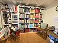 Bibliothek mit Heidi-Literatur