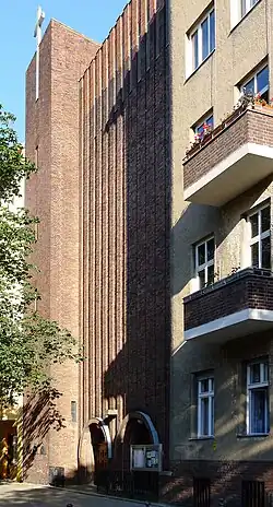 Kirche und Pfarrhaus