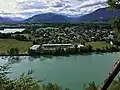 Ausblick über die Ortschaft in Richtung Drau- und Gegental