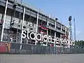 Vorderseite des Stadions