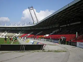 Tribüne des Lokomotiw-Stadions (April 2007)