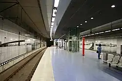 Tomas Riehle, U-Bahnhof Meiderich Bahnhof, Architekturfotografien, 2000