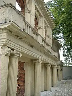 Mittelrisalit 2005