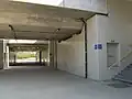 Die Unterführung zu den Bahnsteigen 2007.