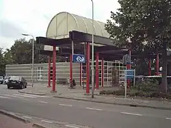 Das „Neue Bahnhofsgebäude“ von Cees Douma aus dem Jahr 1987.