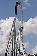 Zug bei der Abfahrt vom Top-Hat