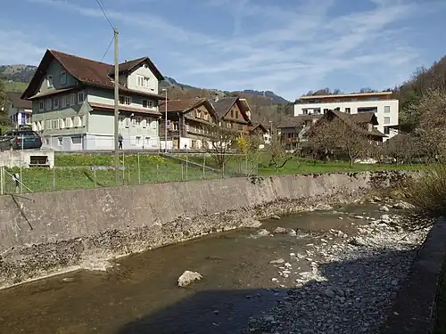 … in Steinen