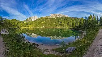 Steirersee, mit Traweng und Sturzhahn im Hintergrund