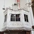 Oratorium über dem Chorgestühl vor dem Hauptaltar mit dem Wappen von Cajetan Anton Notthafft von Weißenstein (1670–1752)