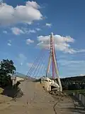 Bauzustand Juli 2009, es fehlen die Zufahrten zur fertiggestellten Brücke (hier: von Norden)