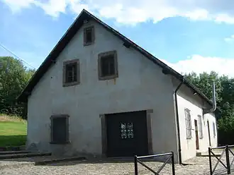 Gebäude der Gaskammer, etwa 2&nbsp;km vom Lager
