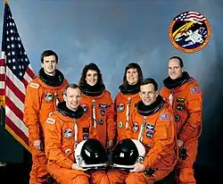 v.&nbsp;l.&nbsp;n.&nbsp;r. Peter Wisoff, Brian Duffy, Nancy Currie, Janice Voss, Ronald Grabe, David Low