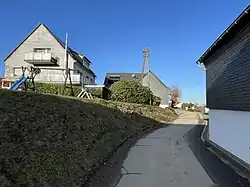 Häuser auf der Westseite des Borbaches