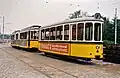 B2 Nr. 1517 bei seiner Verschrottung zusammen mit DoT4 Nr. 927 im Bahnhof Stuttgart-Möhringen (1984)