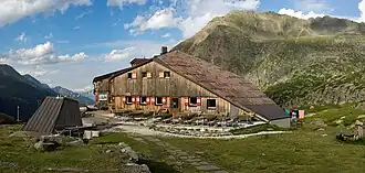 Sulzenauhütte im Sommer 2025