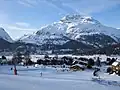 Wintertourismus im Dorf