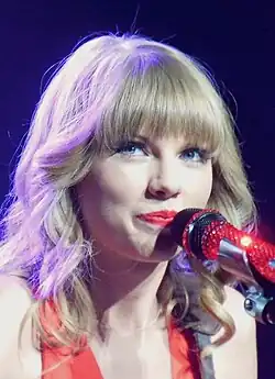Taylor Swift, 2013