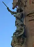Syrius Eberle: Skulptur Der Kampf des hl. Georg mit dem Drachen, Neues Rathaus München, Ecke Marienplatz/Dienerstraße